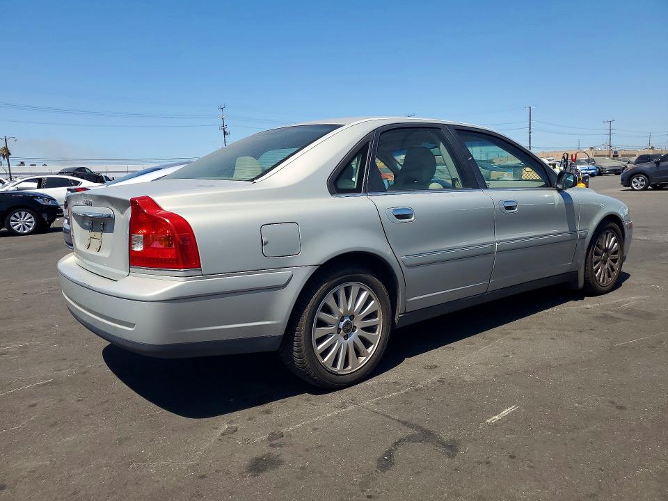 2004 Volvo S80 VIN YV1TS92D441351578 COPART salvage auction — SIDE, CA - DIS/DLR/EXP ONLY CLEAN TITLE, sold $325 on 2026-07-29 (photo 3)