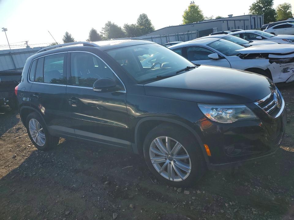 2011 Volkswagen Tiguan VIN WVGAV7AX1BW550801 COPART salvage auction — FRONT END, Md - Certificate Of Title (P), sold $450 on 2026-08-03 (photo 4)