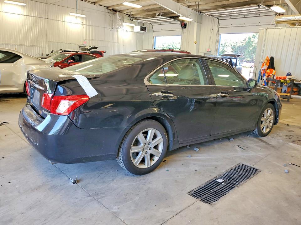 2007 Lexus Es 350 VIN JTHBJ46G772094263 COPART salvage auction — REAR END, MN - CERT OF TITLE-PRIOR SALVAGE, sold $500 on 2026-07-16 (photo 3)