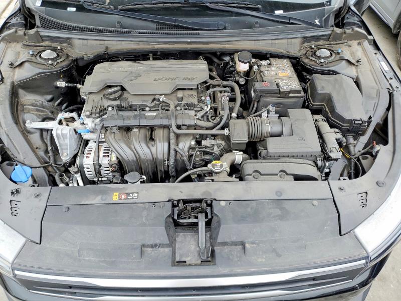 2025 Kia K4 VIN 3KPFT4DE8SE066644 COPART salvage auction — SIDE, Hi - Dis/Dlr/Exp Only Salvage Title (P), sold $7,200 on 2026-07-27 (photo 4)