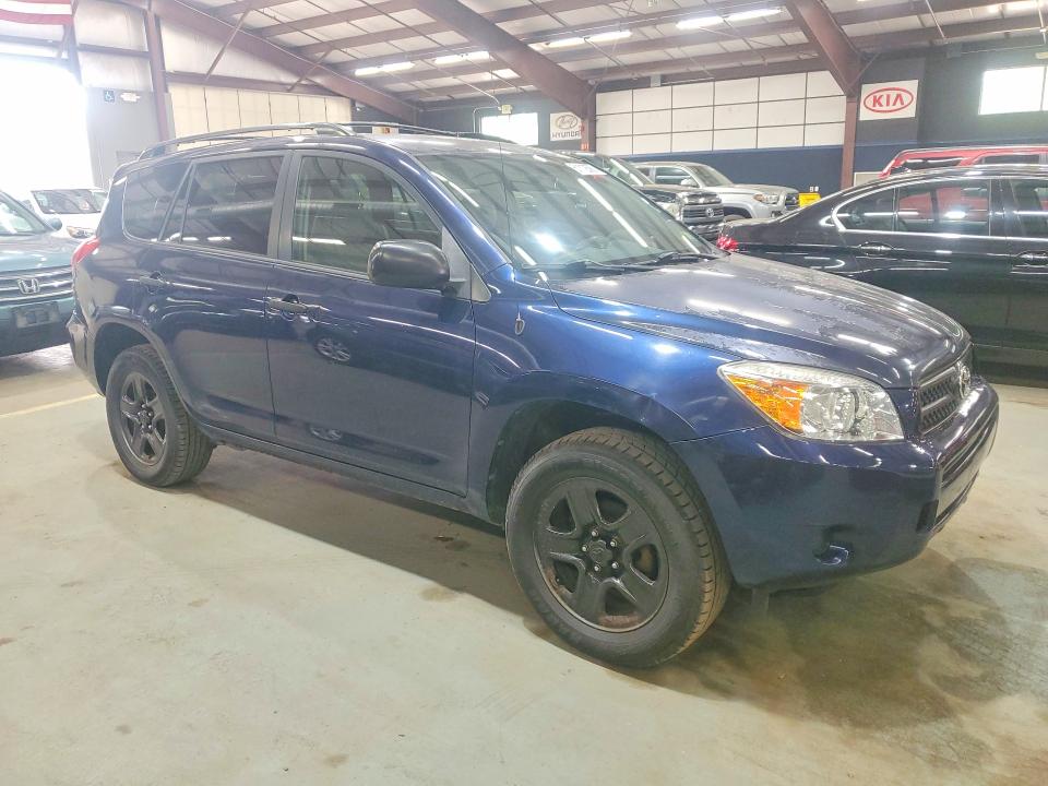 2007 Toyota Rav4 VIN JTMBD33V875069490 COPART salvage auction — MINOR DENT/SCRATCHES, VT - CERTIFICATE OF TITLE, sold $2,050 on 2026-07-30 (photo 4)
