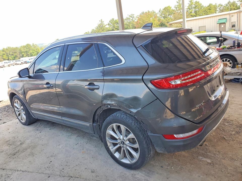 2017 Lincoln Mkc VIN 5LMCJ2C9XHUL21623 COPART salvage auction — NORMAL WEAR, Al - Certificate Of Title (P), sold $3,600 on 2026-07-28 (photo 2)