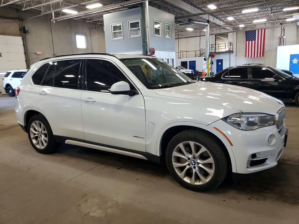 2015 BMW X5 VIN 5UXKR6C57F0J77046 COPART salvage auction — MECHANICAL, Mn - Certificate Of Title, sold $3,000 on 2026-07-28 (photo 4)