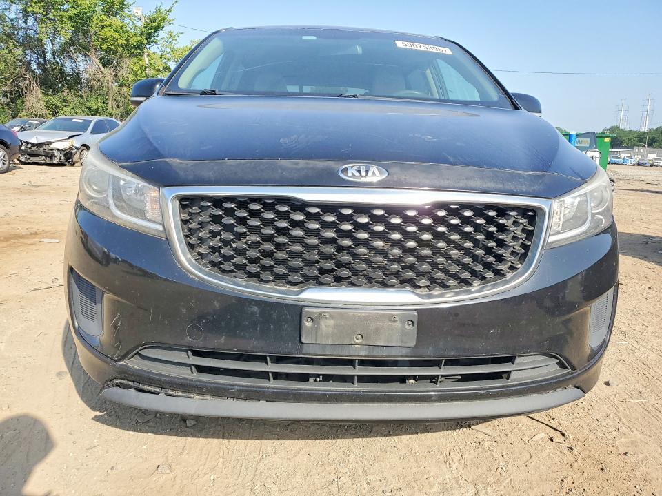 2016 Kia SEDONA VIN KNDMB5C13G6197900 COPART salvage auction — MINOR DENT/SCRATCHES, Md - Certificate Of Title, sold $1,100 on 2026-07-14 (photo 5)