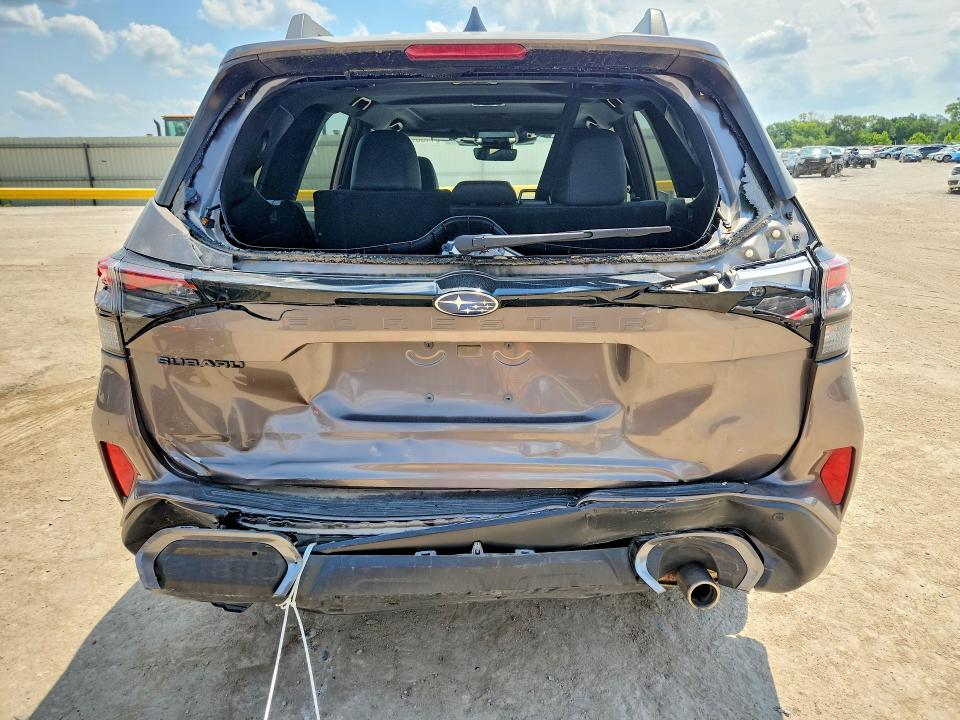 2025 Subaru Forester VIN JF2SLDRC3SH437047 COPART salvage auction — REAR END, Ks - Cert Of Title-Salvage, sold $11,500 on 2026-08-24 (photo 6)