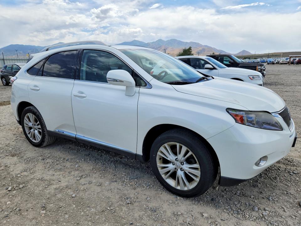 2011 Lexus Rx 450h VIN JTJBC1BA7B2420399 COPART salvage auction — MINOR DENT/SCRATCHES, CA - CERTIFICATE OF TITLE, sold $2,550 on 2026-07-10 (photo 4)