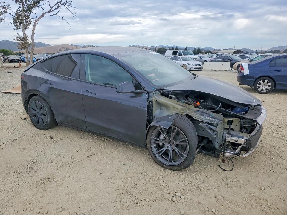 2024 Tesla Model y VIN 7SAYGDEE0RF158429 COPART salvage auction — FRONT END, Ca - Salvage Certificate, sold $7,700 on 2026-07-28 (photo 4)