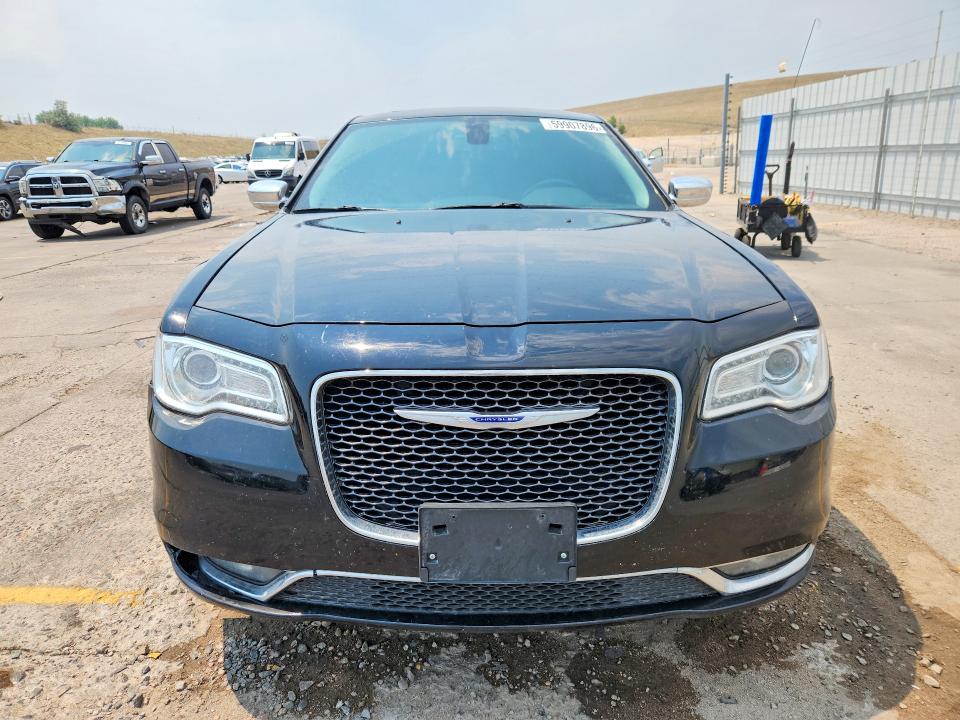 2019 Chrysler 300 VIN 2C3CCAKG3KH610918 COPART salvage auction — WATER/FLOOD, Co - Salvage, Flood, sold $1,350 on 2026-08-23 (photo 5)