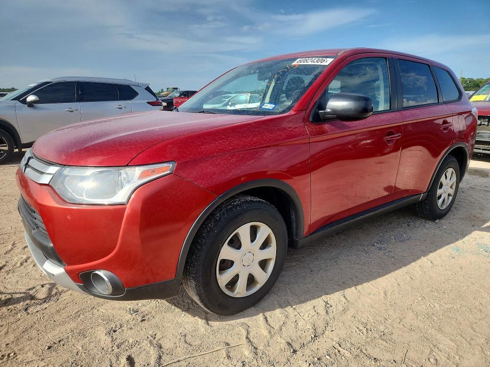2015 Mitsubishi Outlander VIN JA4AD2A31FZ003694 COPART salvage auction — MINOR DENT/SCRATCHES, Tx - Certificate Of Title, sold $600 on 2026-07-18 (photo 1)