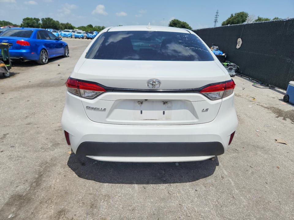 2020 Toyota Corolla VIN 5YFEPRAE3LP025405 COPART salvage auction — MINOR DENT/SCRATCHES, Fl - Certificate Of Title, sold $5,800 on 2026-07-28 (photo 6)