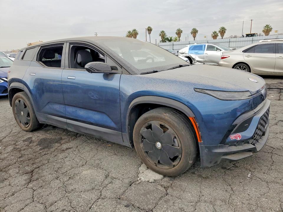 2023 Fisker Ocean VIN VCF1UBU27PG006914 COPART salvage auction — MINOR DENT/SCRATCHES, IN - DIS/DLR/EXP ONLY CLEAN TITLE (P), sold $7,500 on 2026-07-27 (photo 4)