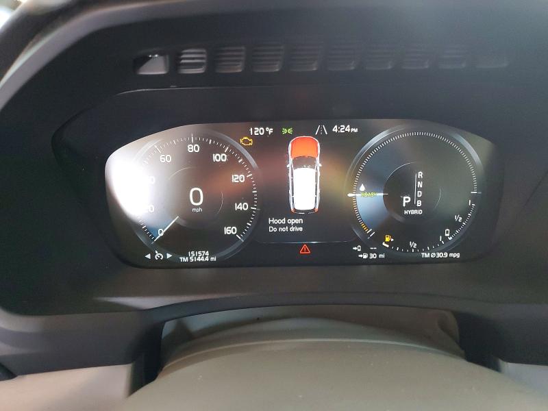 2016 Volvo Xc90 VIN YV4BC0PK1G1078991 COPART salvage auction — MINOR DENT/SCRATCHES, Az - Certificate Of Title (P), sold $1,500 on 2026-08-05 (photo 9)