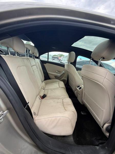 2020 Mercedes-benz A-klasse VIN WDD3G4FB3LW041996 COPART salvage auction — WATER/FLOOD, Qc - Gravement Accidente (P), sold $5,400 on 2026-08-11 (photo 6)