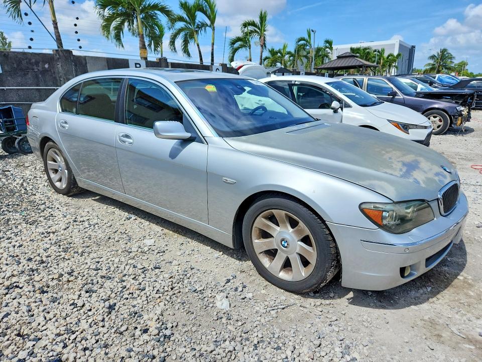 2006 BMW 7 series VIN WBAHN83556DT60972 COPART salvage auction — WATER/FLOOD, Fl - Certificate Of Title, sold $425 on 2026-08-04 (photo 4)