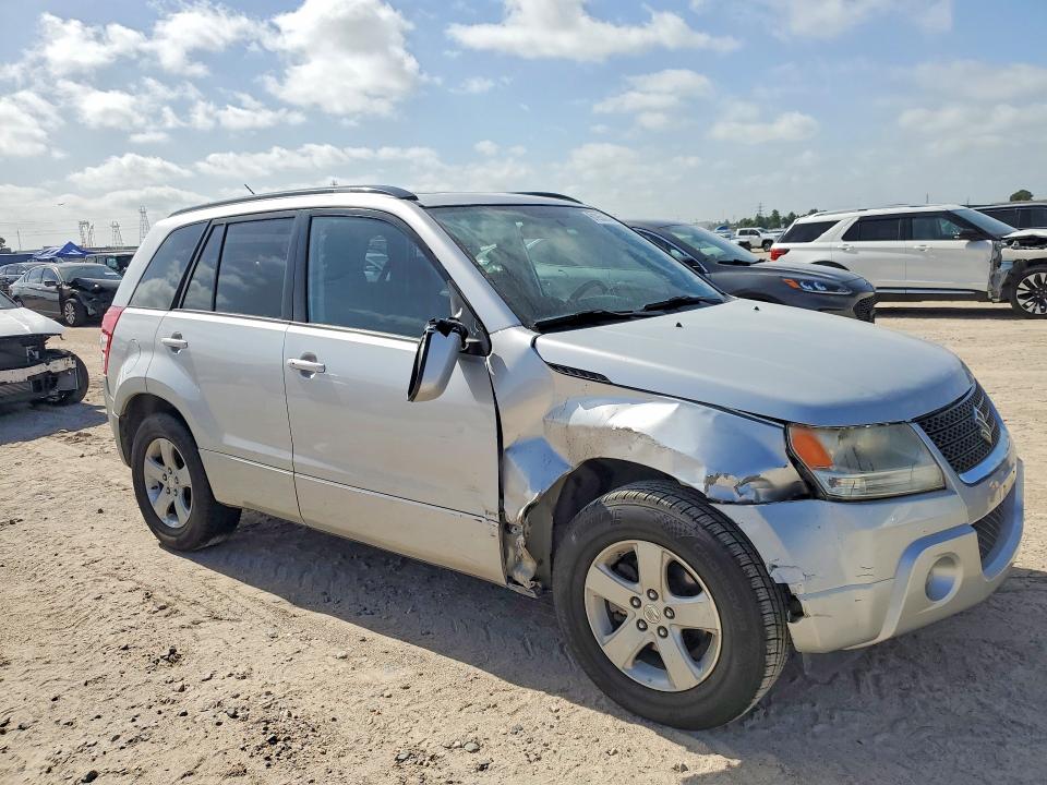 2009 Suzuki Grand vitara VIN JS3TE044494100783 COPART salvage auction — REAR END, Tx - Certificate Of Title, sold $650 on 2026-07-31 (photo 4)