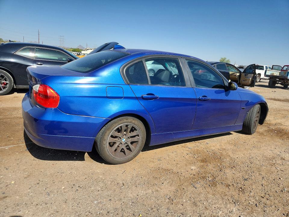 2007 BMW 3 series VIN WBAVC53587FZ79661 COPART salvage auction — REAR END, AZ - CERTIFICATE OF TITLE, sold $525 on 2026-07-31 (photo 3)
