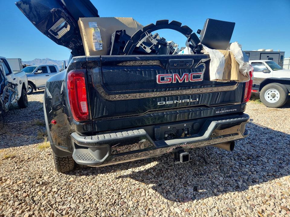 2022 Gmc VIN 1GT49WEY1NF250487 COPART salvage auction — FRONT END, AZ - CERT OF TITLE - SALVAGE, sold $10,400 on 2026-07-24 (photo 6)