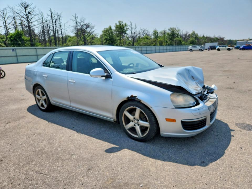 2009 Volk Jetta VIN 3VWRZ71KX9M132907 COPART salvage auction — FRONT END, NY - MV-907A SALVAGE CERTIFICATE, sold $425 on 2026-07-27 (photo 4)