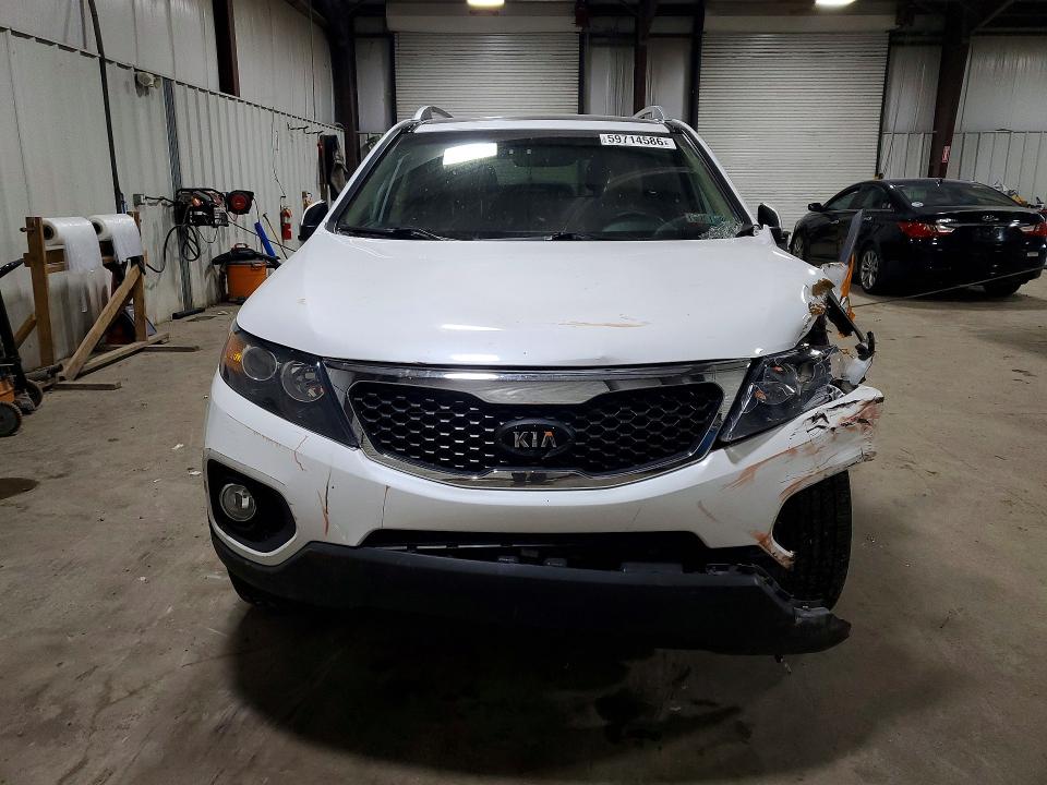 2013 Kia Sorento VIN 5XYKUDA2XDG412852 COPART salvage auction — FRONT END, Pa - Certificate Of Salvage, sold $425 on 2026-07-29 (photo 5)