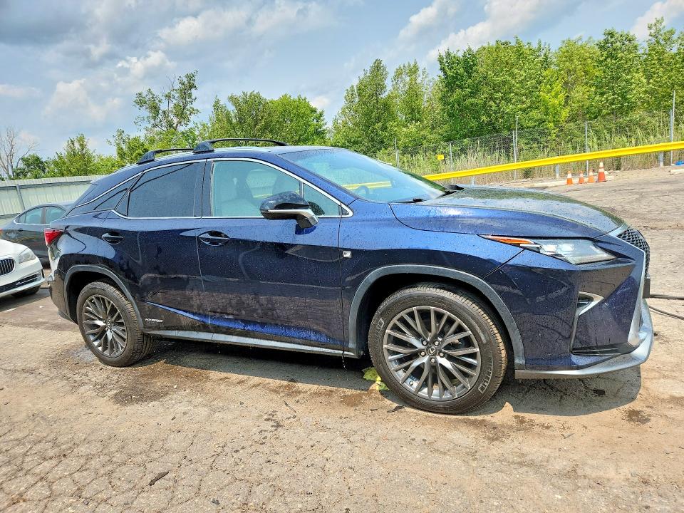 2018 Lexus Rx 450h VIN 2T2BGMCA1JC022737 COPART salvage auction — MINOR DENT/SCRATCHES, MI - CERTIFICATE OF TITLE, sold $15,200 on 2026-08-14 (photo 4)
