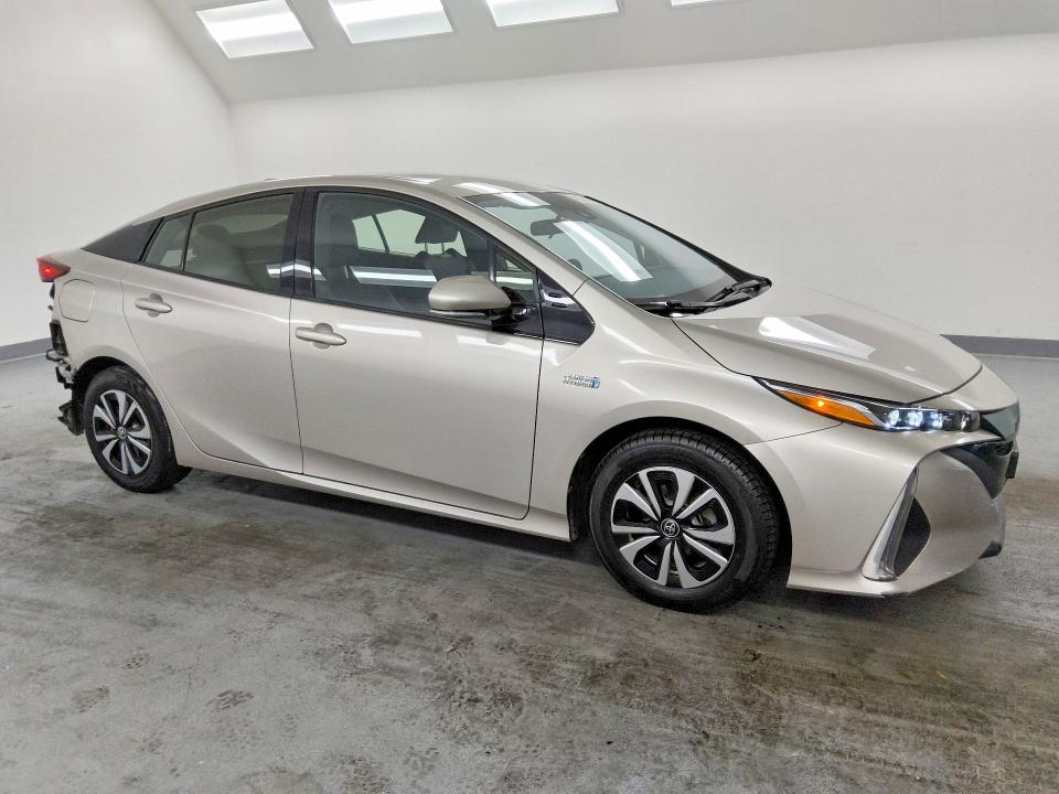 2017 Toyota Prius prime VIN JTDKARFP4H3057617 COPART salvage auction — REAR END, CA - CERTIFICATE OF TITLE, sold $7,200 on 2026-07-14 (photo 4)