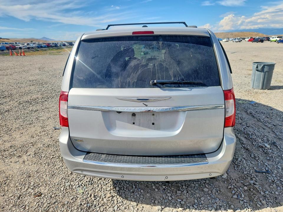 2012 Chrysler Voyager VIN 2C4RC1CG5CR124238 COPART salvage auction — MINOR DENT/SCRATCHES, Ut - Certificate Of Title, sold $550 on 2026-07-28 (photo 6)