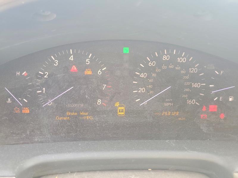 2005 Lexus Ls 430 VIN JTHBN36F155014750 COPART salvage auction — MINOR DENT/SCRATCHES, Ca - Dis/Dlr/Exp Only Clean Title, sold $450 on 2026-07-16 (photo 9)
