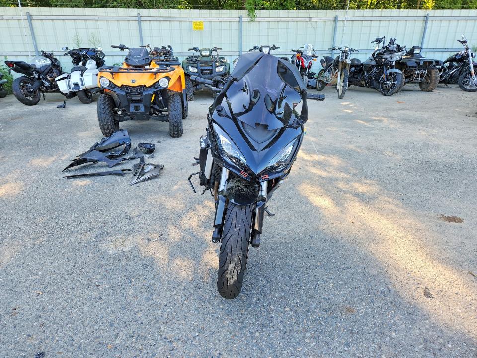 2018 Kawasaki Zx1000 VIN JKAZXCW1XJA009332 COPART salvage auction — ALL OVER, LA - CERT OF TITLE-SALVAGE (P), sold $150 on 2026-07-16 (photo 2)