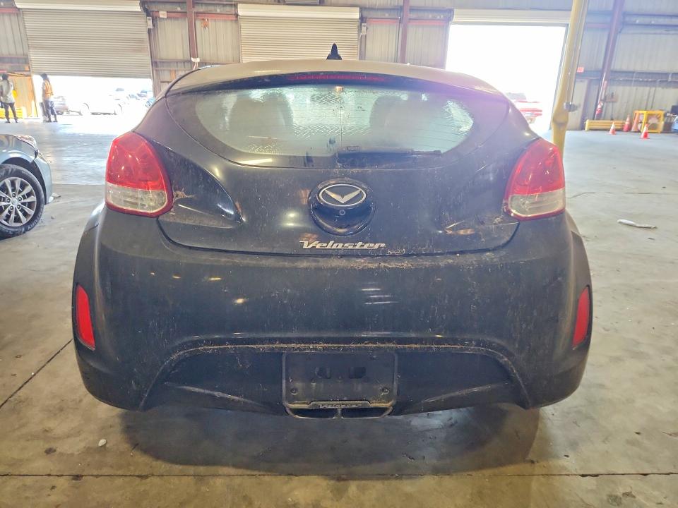 2012 Hyundai Veloster VIN KMHTC6AD8CU054101 COPART salvage auction — NORMAL WEAR, Salvage Title, sold $800 on 2026-07-15 (photo 6)