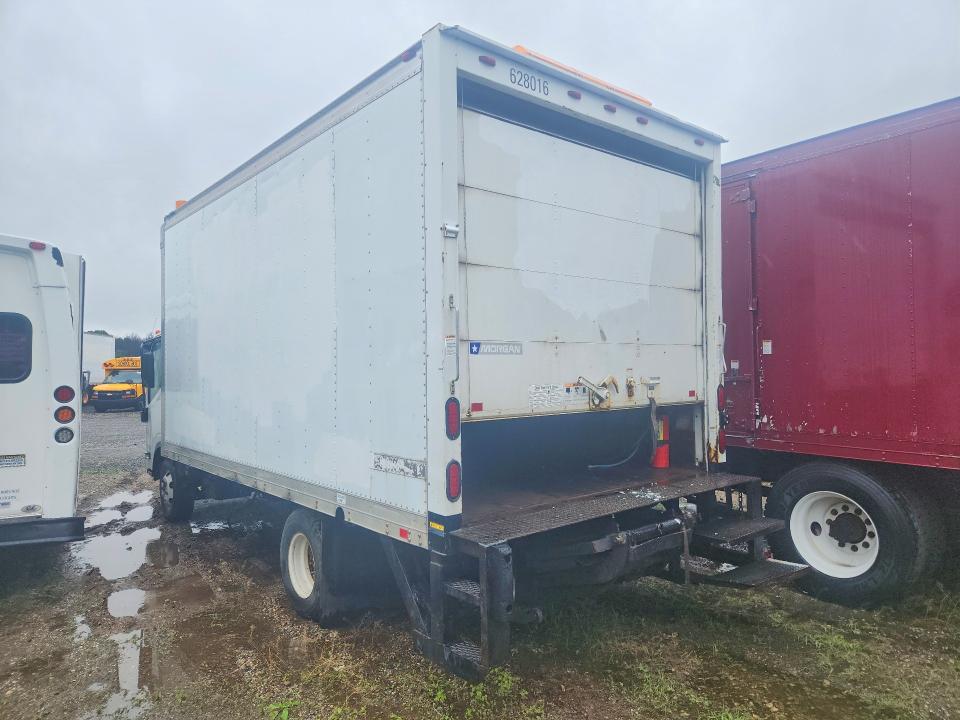 2010 Isuzu Npr VIN JALC4W160A7002541 COPART salvage auction — ENGINE BURN, NY - CERTIFICATE OF TITLE (P), sold $400 on 2026-07-20 (photo 2)