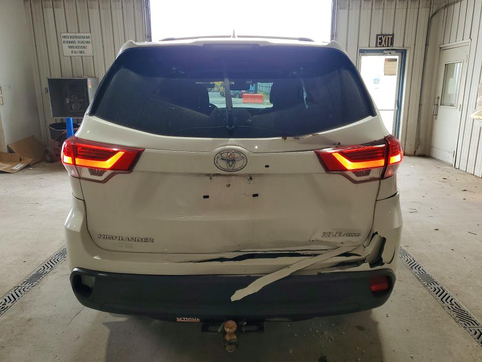 2019 Toyota Highlander VIN 5TDJZRFH6KS598302 COPART salvage auction — FRONT END, Pa - Cert Of Title, sold $3,850 on 2026-07-23 (photo 6)