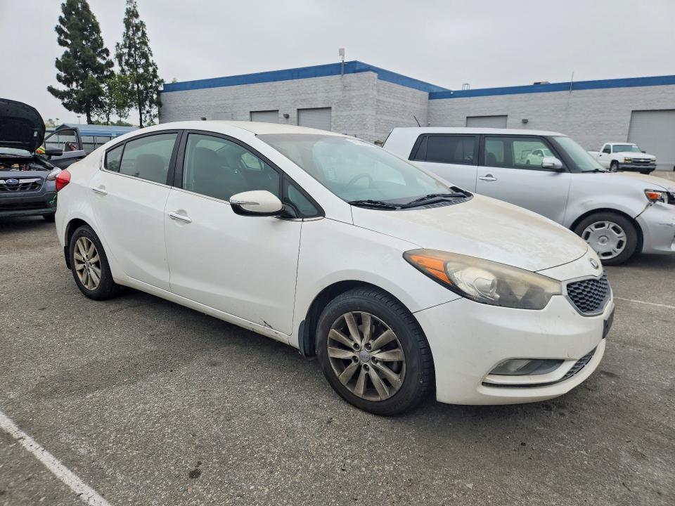 2014 Kia VIN KNAFX4A80E5202765 COPART salvage auction — NORMAL WEAR, Ca - Dis/Dlr/Exp Only Clean Title, sold $925 on 2026-07-09 (photo 4)