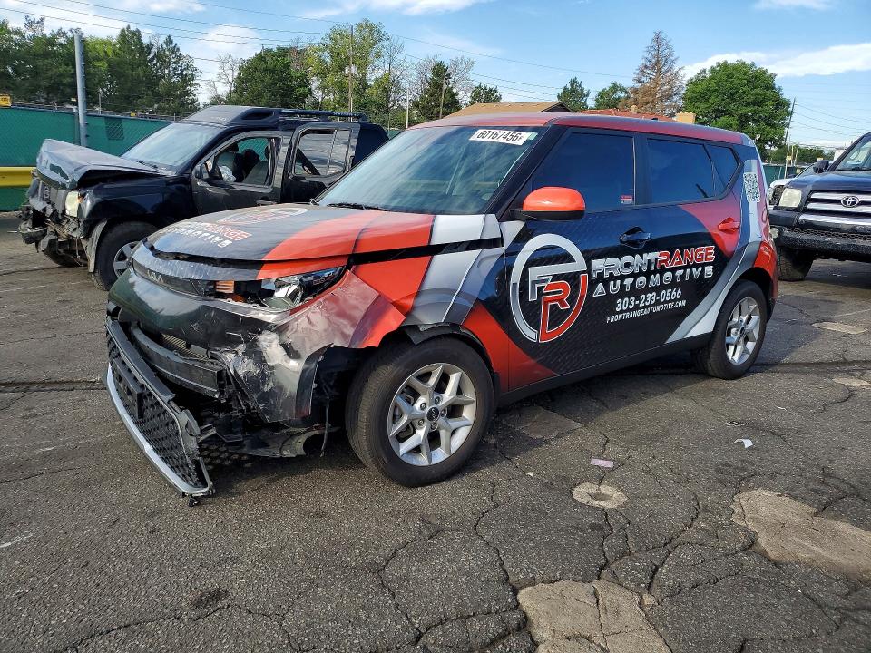 2023 Kia Soul VIN KNDJ23AU8P7895823 COPART salvage auction — FRONT END, Co - Public - Salvage Title, sold $1,100 on 2026-07-28 (photo 1)