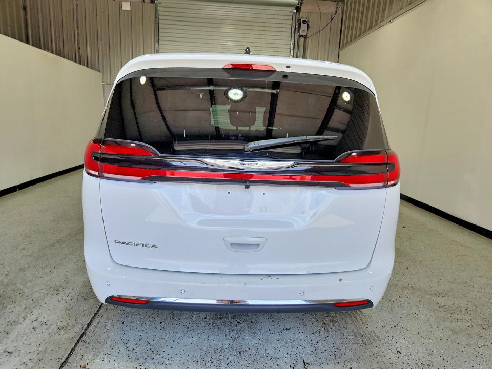 2026 Chrysler Pacifica VIN 2C4RC1BG5TR204494 COPART salvage auction — MECHANICAL, Fl - Cert Of Title-Slvg Rebld Flood, sold $14,100 on 2026-07-27 (photo 6)