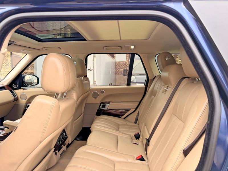 2016 Land rover RANGE ROVER VIN SALGS2VF5GA263311 COPART salvage auction — MINOR DENT/SCRATCHES, In - Cert Of Title - Rebuilt Vehicl (P), sold $7,900 on 2026-07-29 (photo 9)