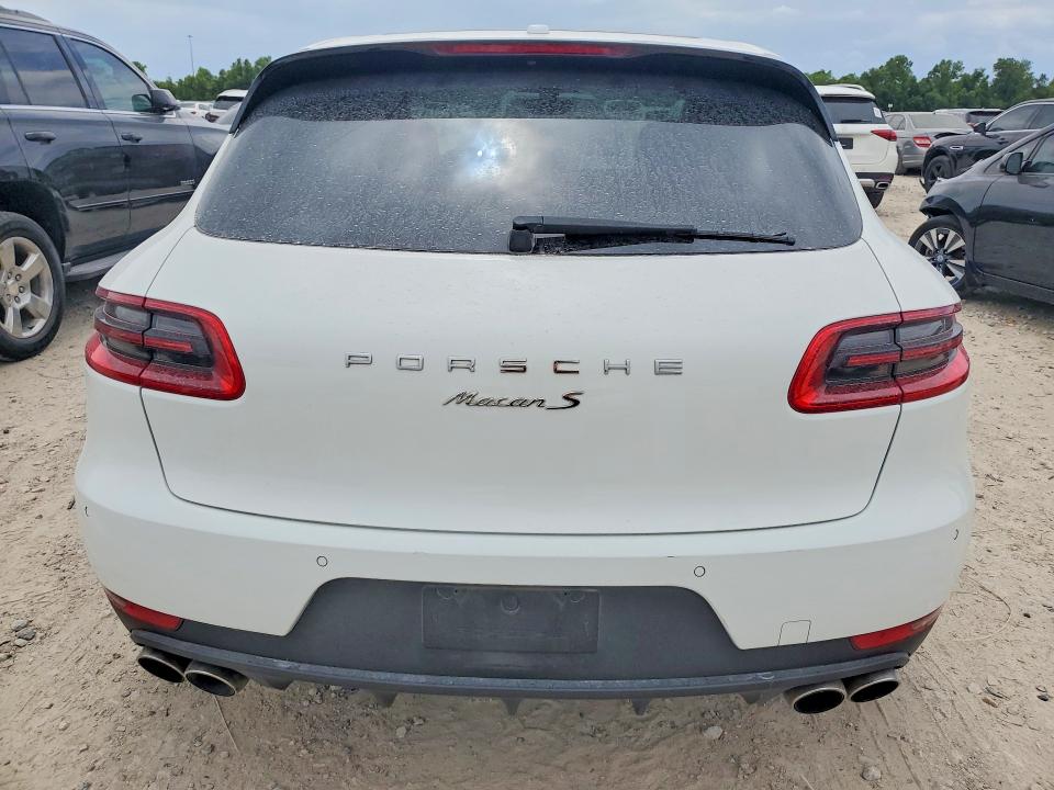 2015 Porsche Macan VIN WP1AB2A51FLB74668 COPART salvage auction — NORMAL WEAR, Fl - Certificate Of Title, sold $4,250 on 2026-08-04 (photo 6)