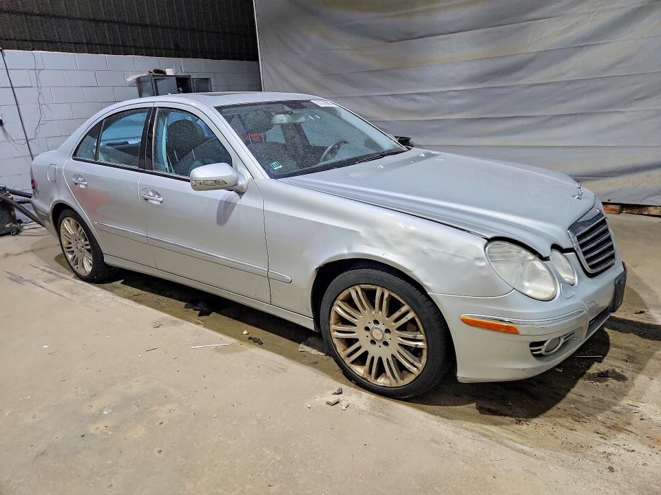 2008 Mercedes-benz E-klasse VIN WDBUF87X58B228852 COPART salvage auction — NORMAL WEAR, Nh - Certificate Of Title, sold $375 on 2026-07-28 (photo 4)