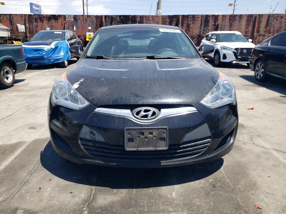 2013 Hyundai Veloster VIN KMHTC6AD6DU140461 COPART salvage auction — FRONT END, Ca - Dis/Dlr/Exp Only Clean Title, sold $1,050 on 2026-07-08 (photo 5)
