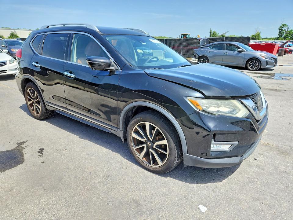 2017 Nissan Rogue VIN JN8AT2MTXHW143921 COPART salvage auction — REAR END, Mt - Certificate Of Title (P), sold $2,500 on 2026-07-30 (photo 4)