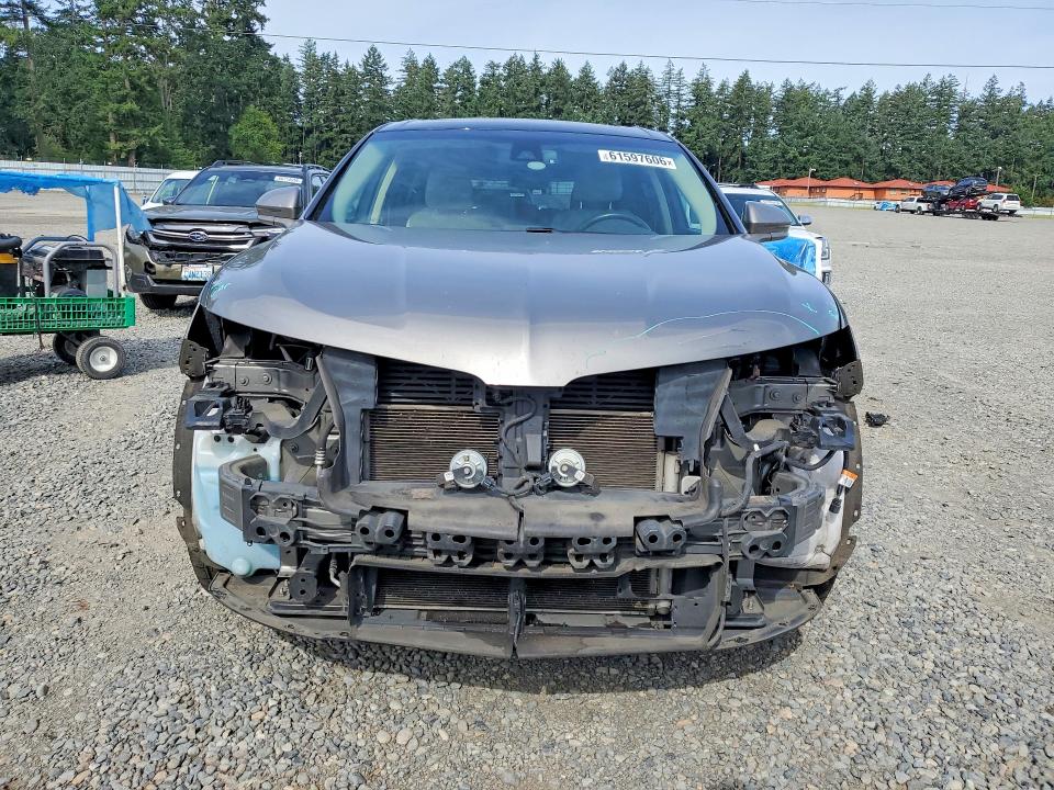 2017 Lincoln Mkx VIN 2LMPJ8KR6HBL52970 COPART salvage auction — FRONT END, Wa - Bill Of Sale, sold $1,800 on 2026-07-24 (photo 5)