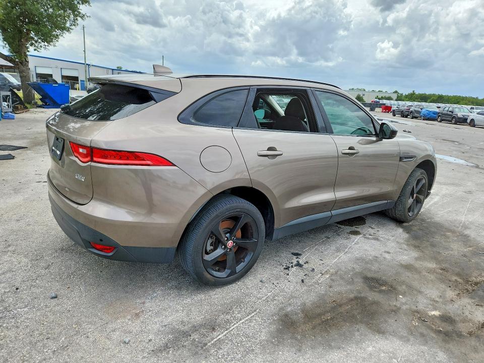 2017 Jaguar F-pace VIN SADCJ2BN9HA092332 COPART salvage auction — MECHANICAL, FL - CERTIFICATE OF TITLE (P), sold $375 on 2026-07-28 (photo 3)