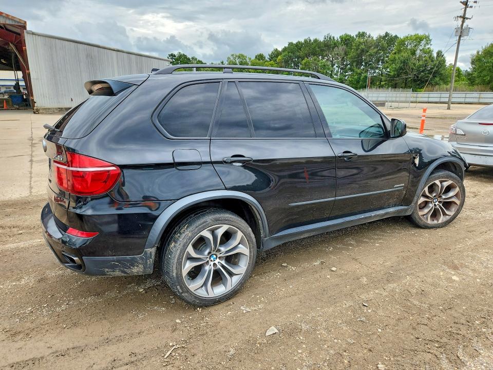 2013 BMW X5 VIN 5UXZV8C53D0C14759 COPART salvage auction — FRONT END, Id - Cert Of Title-Previous Salvage, sold $1,300 on 2026-07-31 (photo 3)