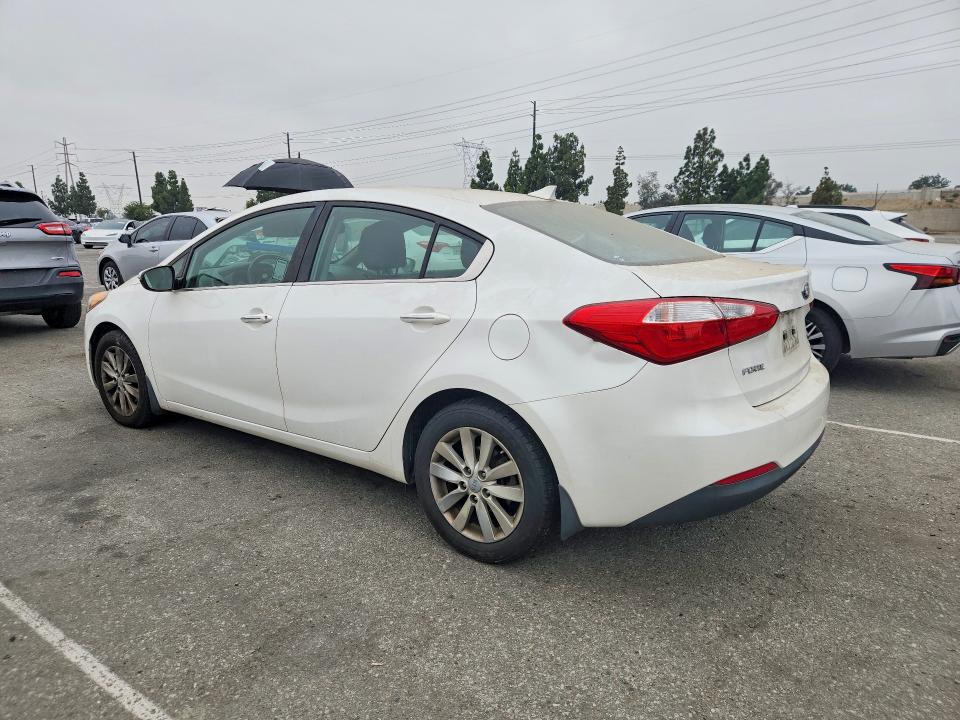 2014 Kia VIN KNAFX4A80E5202765 COPART salvage auction — NORMAL WEAR, Ca - Dis/Dlr/Exp Only Clean Title, sold $925 on 2026-07-09 (photo 2)