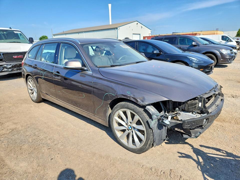 2014 BMW 3er VIN WBA3G7C50EF186259 COPART salvage auction — FRONT END, On - Permit No Brand - Unfit, sold $425 on 2026-07-23 (photo 4)