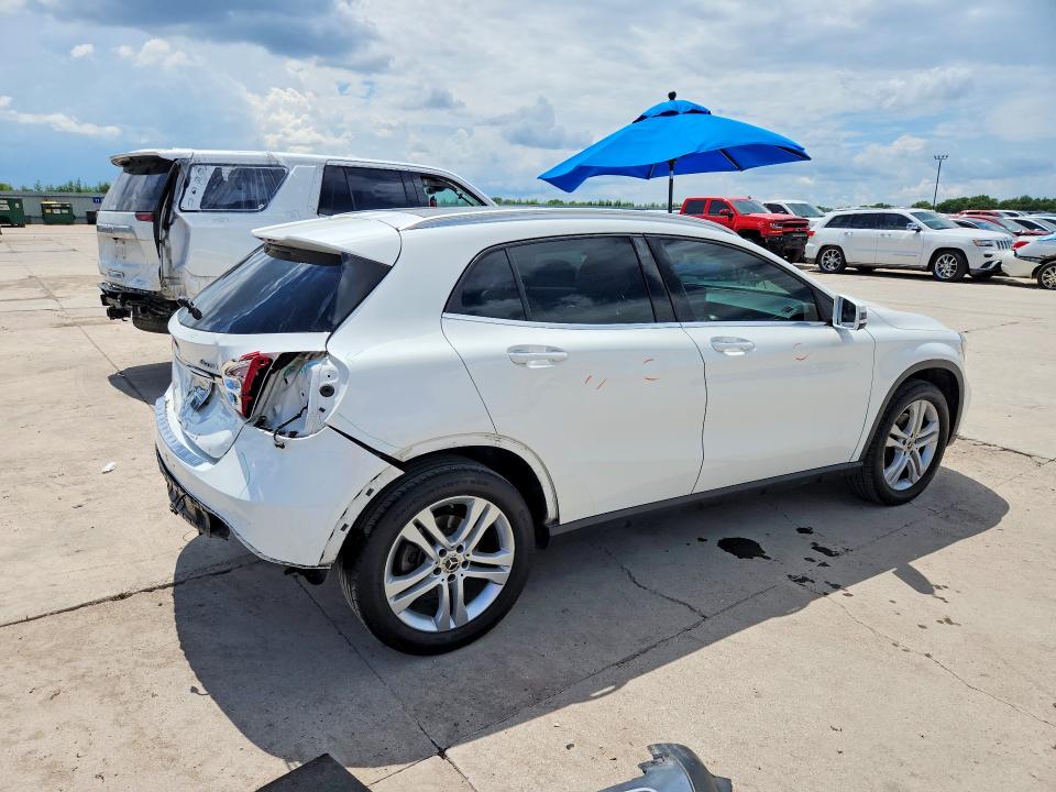 2020 Mercedes-benz Gla-klasse VIN WDCTG4GB9LU022237 COPART salvage auction — REAR END, Tx - Salvage Vehicle Title, sold $8,000 on 2026-08-13 (photo 3)