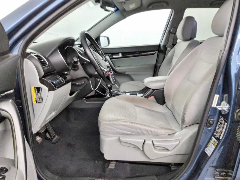 2015 Kia Sorento VIN 5XYKT4A62FG570577 COPART salvage auction — MINOR DENT/SCRATCHES, AZ - CERTIFICATE OF TITLE, sold $1,000 on 2026-07-28 (photo 7)
