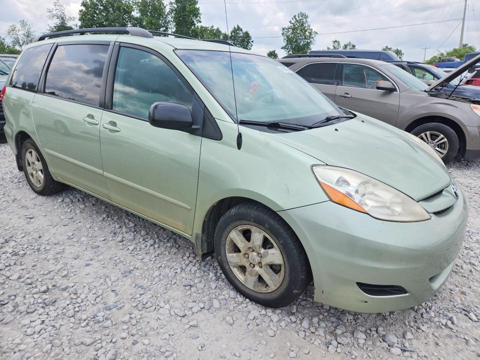 2008 Toyota Sienna VIN 5TDZK23C48S133050 COPART salvage auction — MECHANICAL, Mi - Dealer Only Clean Title, sold $250 on 2026-07-30 (photo 4)