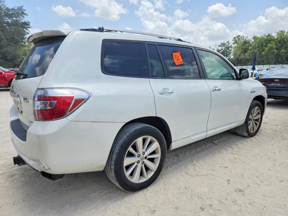 2008 Toyota Highlander VIN JTEEW44AX82017351 COPART salvage auction — WATER/FLOOD, Fl - Certificate Of Title, sold $1,850 on 2026-07-14 (photo 3)