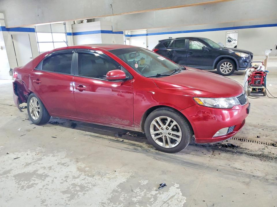 2012 Kia Forte VIN KNAFU4A2XC5531426 COPART salvage auction — REAR END, VA - CERT OF TITLE - SALVAGE, sold $225 on 2026-07-24 (photo 4)