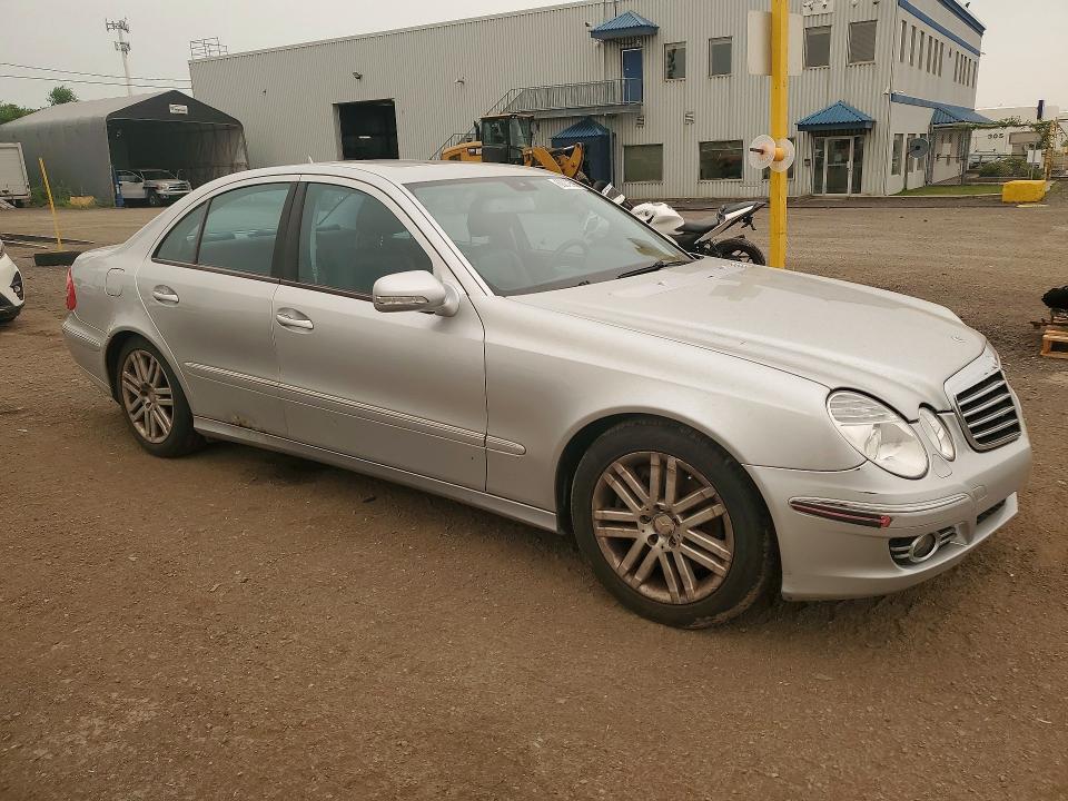 2007 Mercedes-benz E-klasse VIN WDBUF87X07B183785 COPART salvage auction — WATER/FLOOD, Qc - Irrecuperable, sold $150 on 2026-08-18 (photo 4)